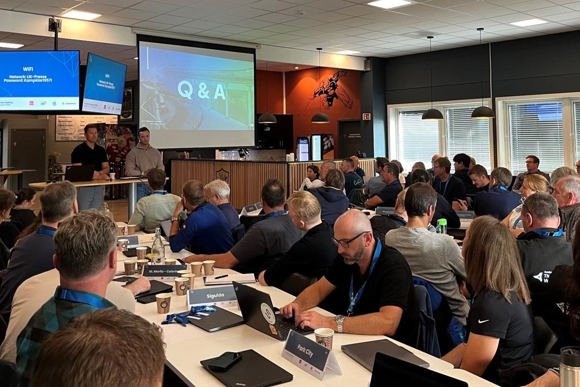 Full house: Beim FIL & IBSF Race Organizer Meeting kamen Vertreterinnen und Vertreter von 12 internationalen Kunsteisbahnen zusammen. Foto: Kateryna Zhydkova